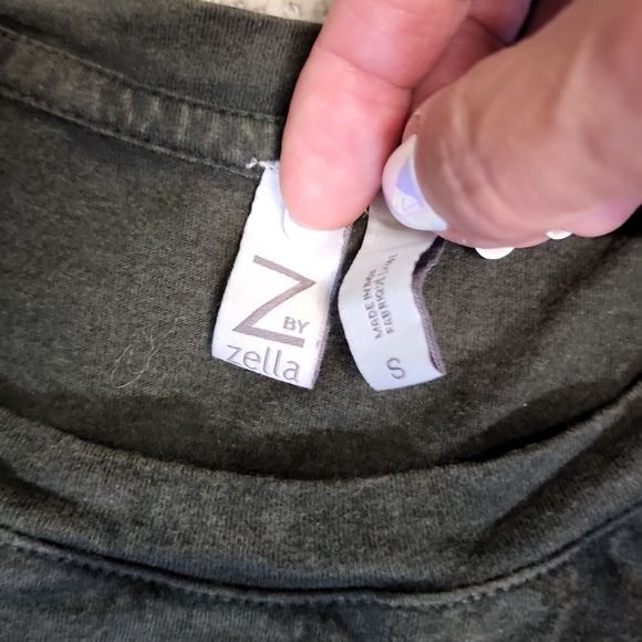 ZELLA cropped tank top - Picture 8 of 9